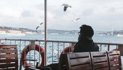 华体会平台下载-利雅得新月主帅称赞球队执行力，利雅得新月阵容豪华