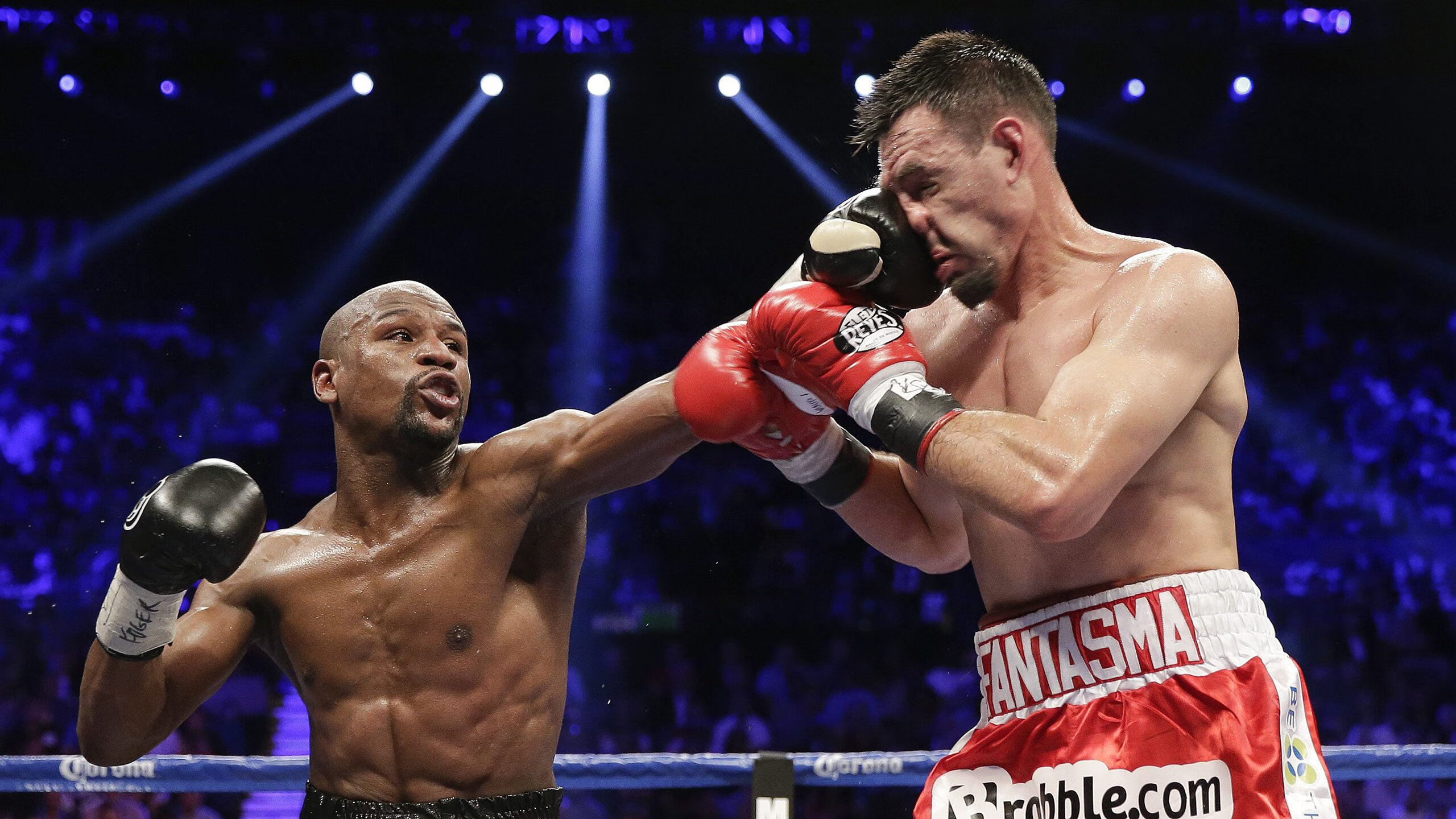 华体会app登入-英超激情碰撞：战术与拼搏的精彩舞台，英超经典比赛